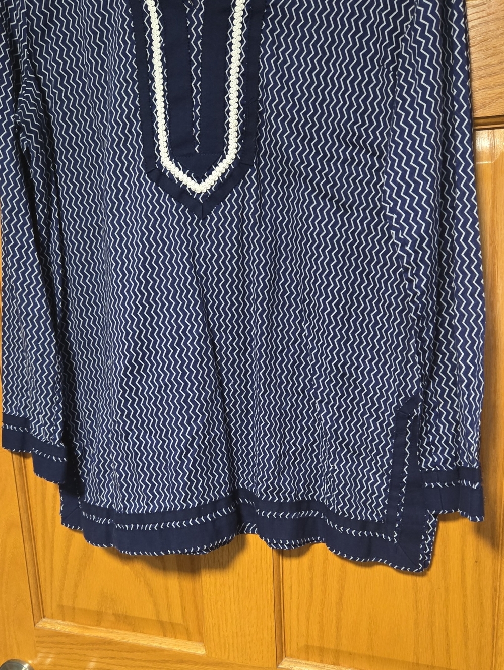 Kenar Navy and White Zigzag Long-Sleeve Tunic - Picture 4 of 5